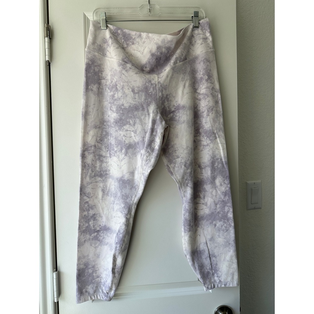Old Navy Active PowerChill Extra High Rise Crossover Leggings Purple Tie Dye 2X - Picture 2 of 5